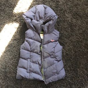 HOLLISTER NAVY BLUE VEST